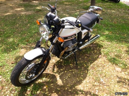 [開箱] (7/29更新) 就是愛復古風!! Moto Guzzi V7 Classic 圖多見諒!
