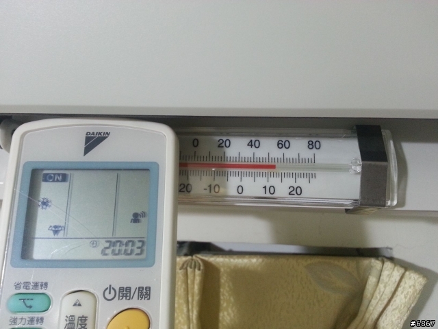大金&日立 今晚室外溫度30.9度,室內29.9度的出風口溫度