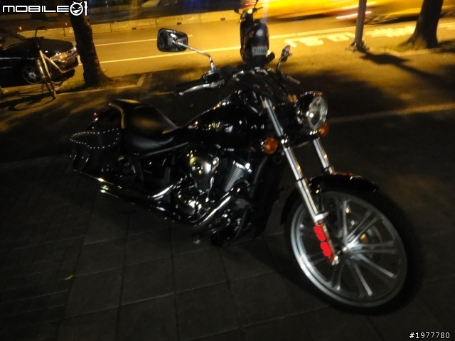 [開箱] VN 900 Custom 2012