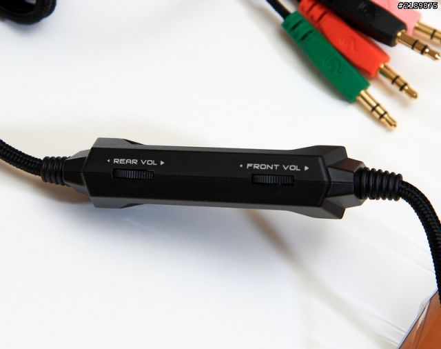 [敗家]木耳進化第一步:CM Storm Sirus S 天狼星S 5.1聲道 耳罩式電競耳機