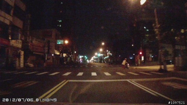 希望這位婦人和baby沒受嚴重傷害(桃園介壽路2段金和路銀和街)