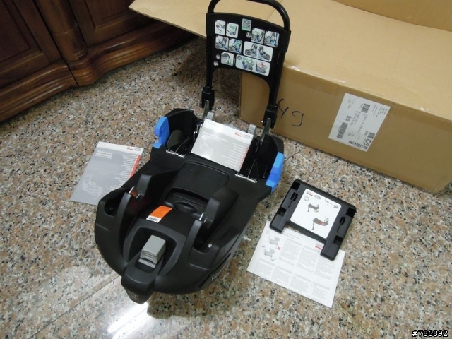 開箱_嬰兒床、IPCAM、搖籃汽座、揹袋、推車