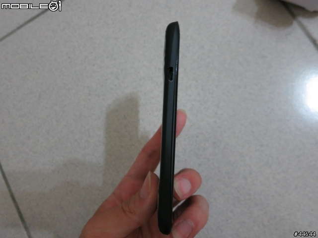 老梗的歐版HTC One S S4開箱