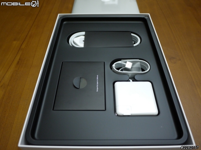 [更新]台灣在地發表的港版Retina MacBook Pro開箱
