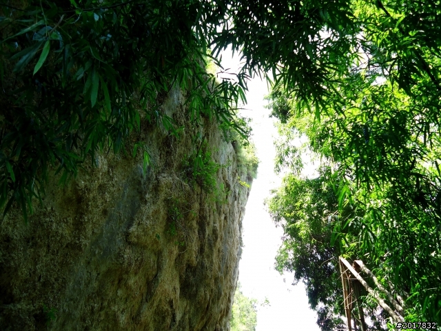2012-7-10高雄燕巢惡地形絕地逢生險象之旅
