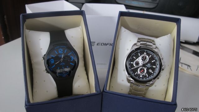 [雙開箱] CASIO EDIFICE 三眼計時錶 & CASIO平價雙顯運動錶