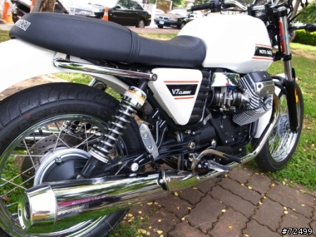 [開箱] (7/29更新) 就是愛復古風!! Moto Guzzi V7 Classic 圖多見諒!