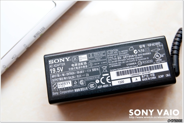 SONY VAIO E系列:純白迷人的SVE11116