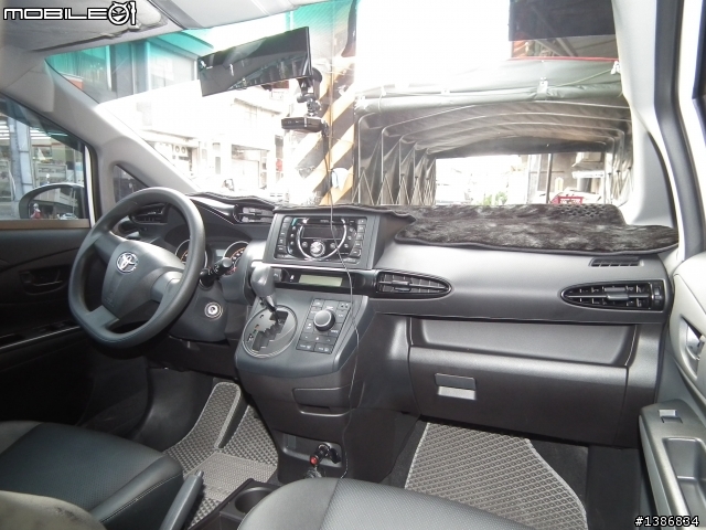 2012 Toyota WISH J-Hi開箱 !(照片以補上)