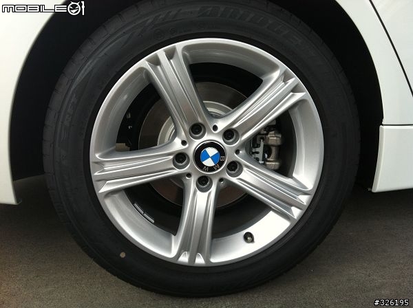 我的320D交車前的開箱