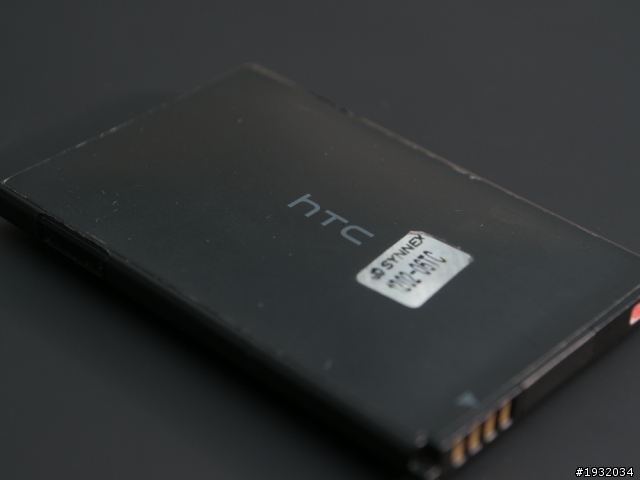 HTC的電池膨脹...有其他人遇過嗎?