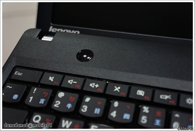 [開箱]ThinkPad Edge E530 中用不中看 安心卡實在