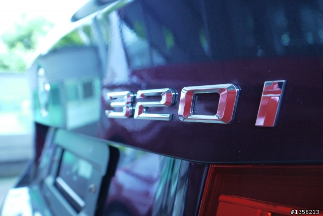 320i A89正式開箱(F30)!!...