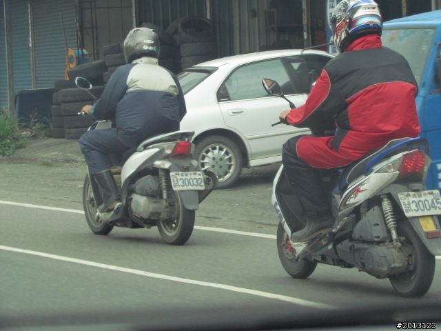 同一天, 我又拍到光陽測試"車隊"了......