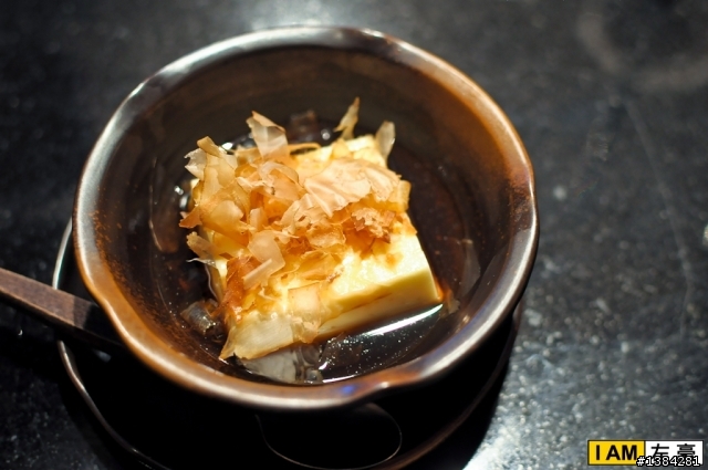 [食記] 高雄。碳佐麻里 精品燒肉 (高美旗艦店) 圖多多~