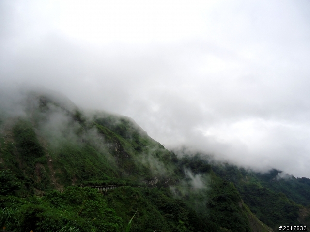 2012-8-12-13塔塔加麟趾山古道逍遙遊
