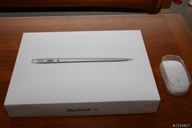 （開箱）2012 Macbook Air 開箱