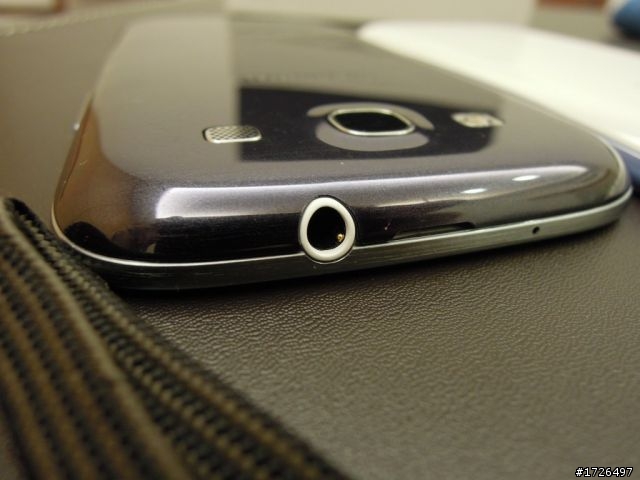 [開箱]「Samsung Galaxy SIII白得更有魅力!」+「藍白同堂相見歡」