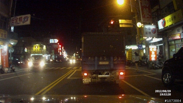 愛國者T7W (Patriot T7W)行車紀錄器開箱試用 and 全視線T5II畫質比較 (8/28增加濃霧影片and畫面擷取)