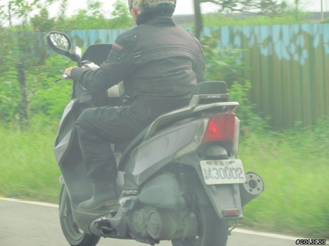 同一天, 我又拍到光陽測試"車隊"了......