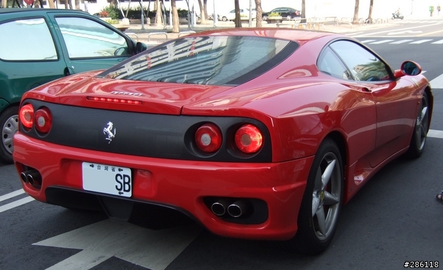 依舊超美的 360 modena