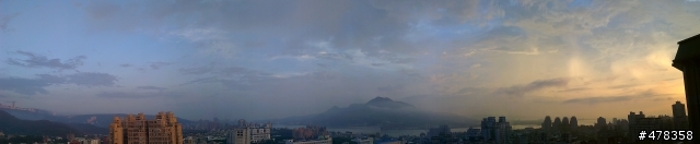 [HTC OneX] 美景, 就在屋頂, 為美麗的天空蓋大樓吧~~~