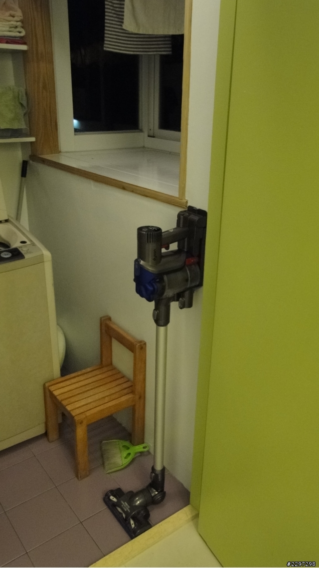 DYSON 輕型無線吸塵器 DC35 (開箱文)