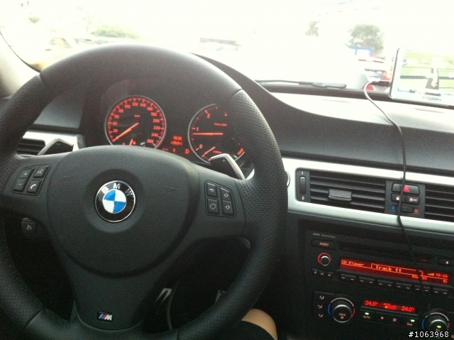 E91 Touring 改方向盤與小物