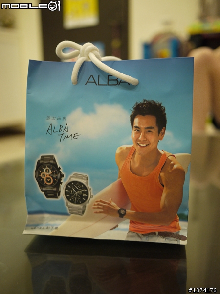 [開箱] 七夕情人節的小禮物 -彭于晏代言 ALBA-AU2064X