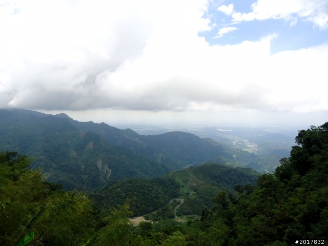 2012-8-12-13塔塔加麟趾山古道逍遙遊