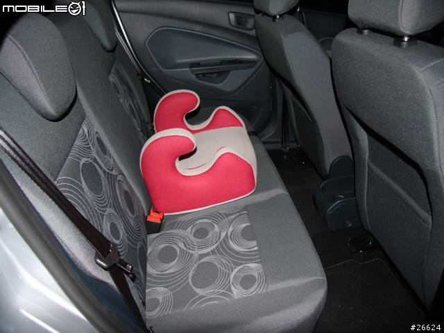 Ford FIESTA 1.6 4D 之林麥克駕馭心得 ~ 呼，花了6小時寫這篇第一次01試駕文章