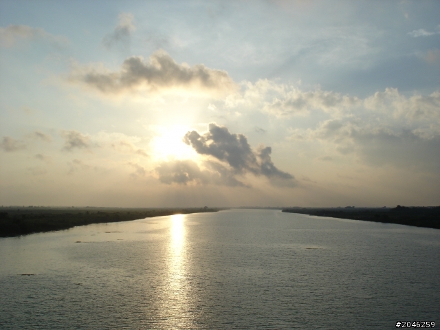 高雄美術館-台灣極西行(國聖燈塔)一日騎