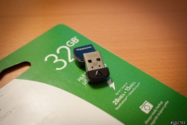 [好物分享] 跟AIR很麻吉的 "Lexar ECHO ZX Flash Drive"