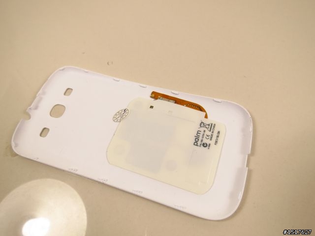 SAMSUNG S3 I9300 忍不住了! 無線充電!! 同廠加映 犧牲打4500mah超大容量電池