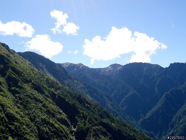 2012-8-12-13塔塔加麟趾山古道逍遙遊