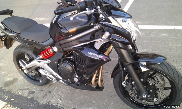Kawasaki 川崎2012er6n小開箱