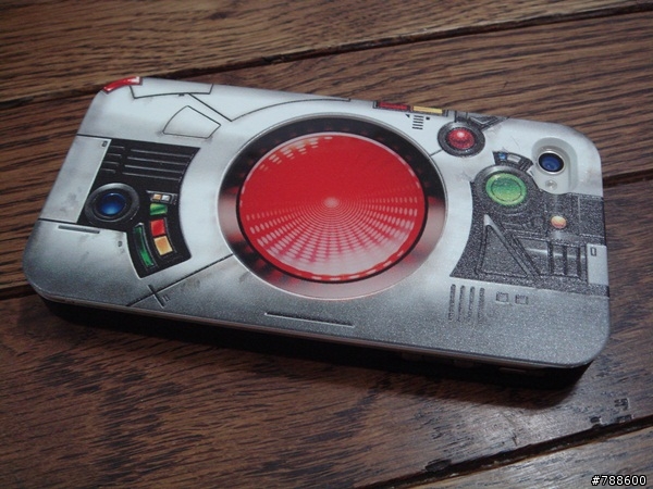 [開箱] 假面騎士 iPhone 4/4S Case