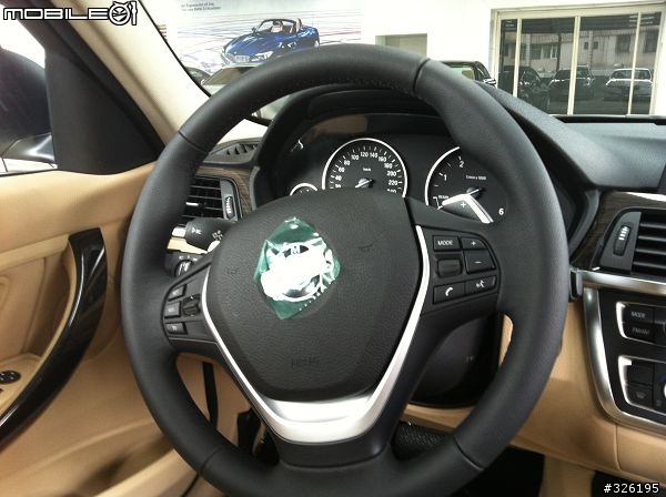 我的320D交車前的開箱