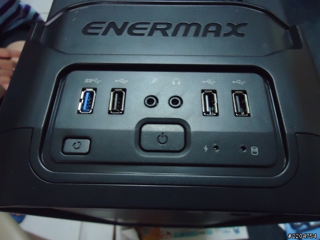 【不專業開箱文】謝謝各位的幫忙 ^__^ 真的組了一台電腦了!