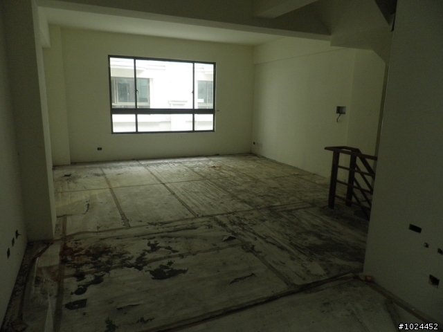 終於買房了 但這還不是開箱文 高雄 芳崗建設  *8/22 照片更新