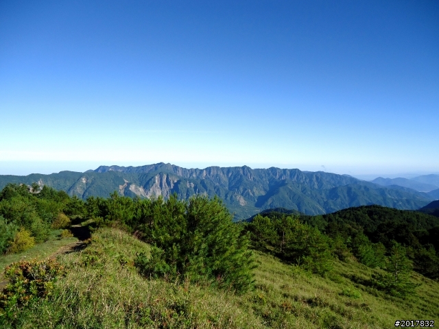 2012-8-12-13塔塔加麟趾山古道逍遙遊