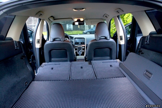2012 VOLVO XC60 T5 豪華版開箱試乘印象