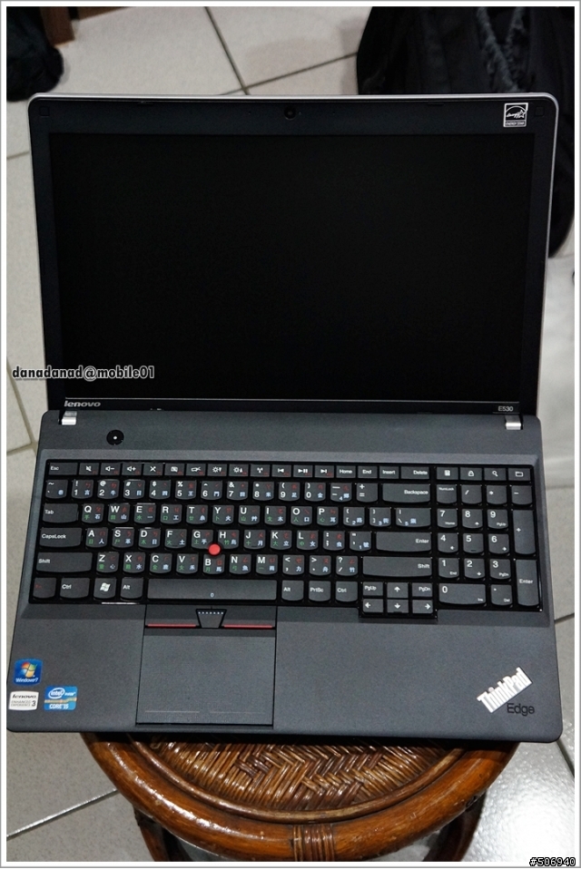 [開箱]ThinkPad Edge E530 中用不中看 安心卡實在