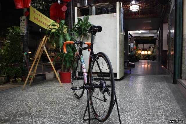 新手入門公路車~ 我的黑戀橘~