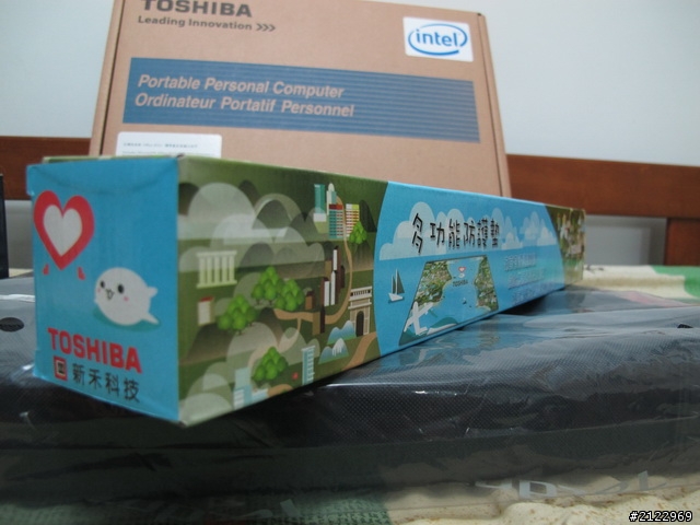 TOSHIBA L850 i5-3210第一次開箱文(補上系統分數+自製墊高座><)
