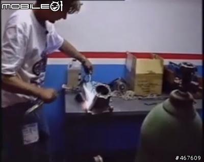 [分享]約翰 布尼頓（John Britten） v1000