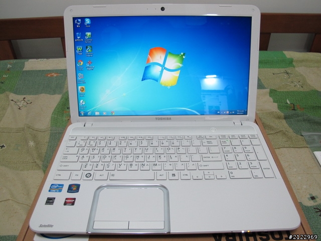 TOSHIBA L850 i5-3210第一次開箱文(補上系統分數+自製墊高座><)