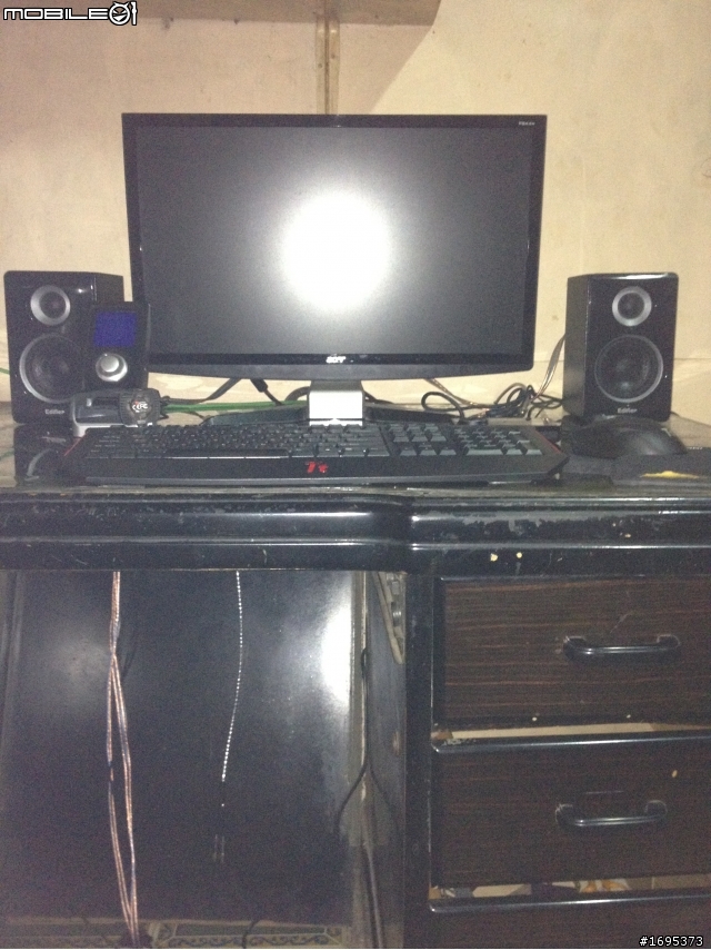遲來的開箱文.....S530B+CREATIVE SB X-Fi Surround 5.1 PRO