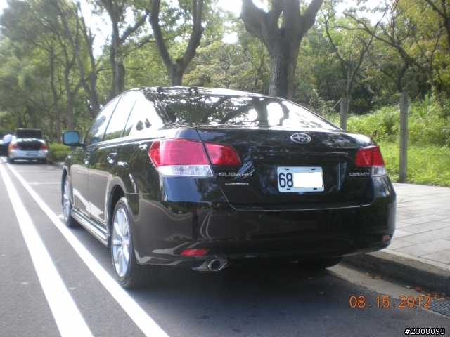 2011LEGACY 2.5i 4門 黑色 開箱