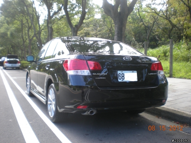 2011LEGACY 2.5i 4門 黑色 開箱